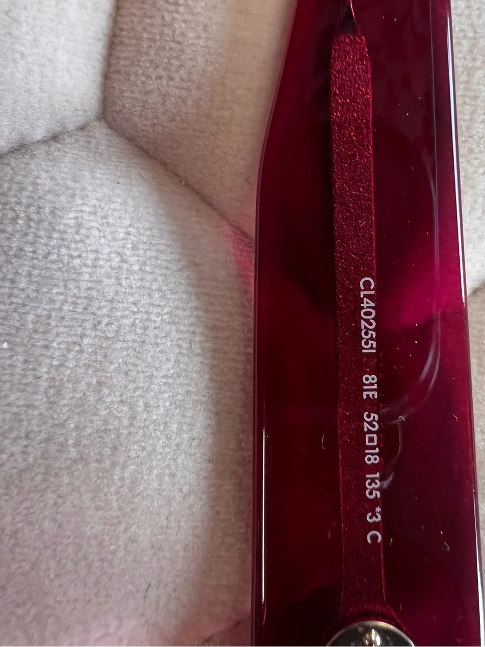 Authentic Celine CL40255l raspberry sunglass - Picture 6 of 7